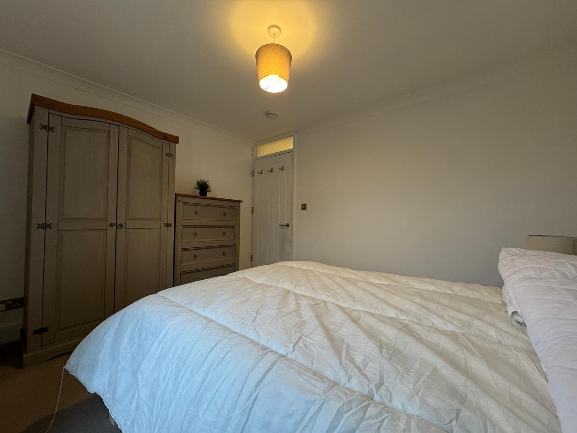 Charming 4bd 6 Mins From Nine Elms Station Londra